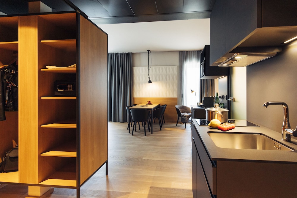 Family Apartment - Photo 2