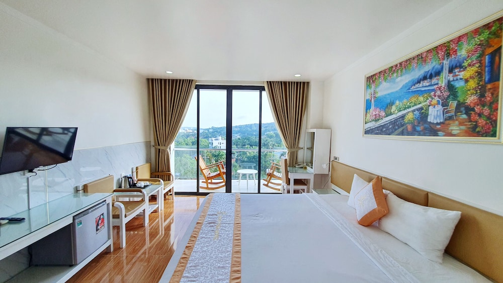 Deluxe Double Room photo 3