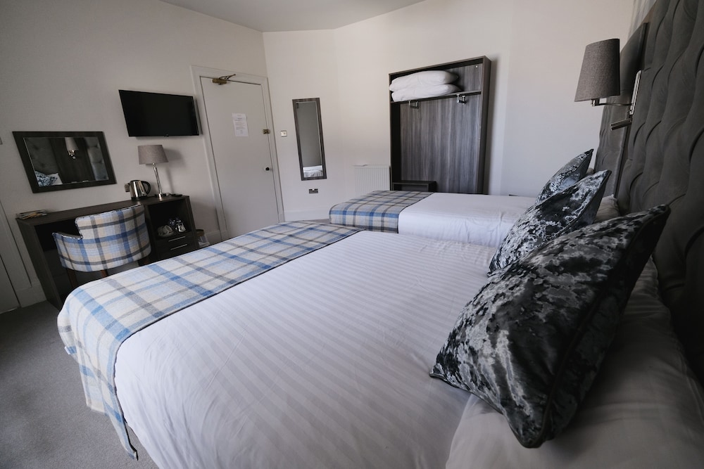Double or Twin Room (Room 7) photo 3