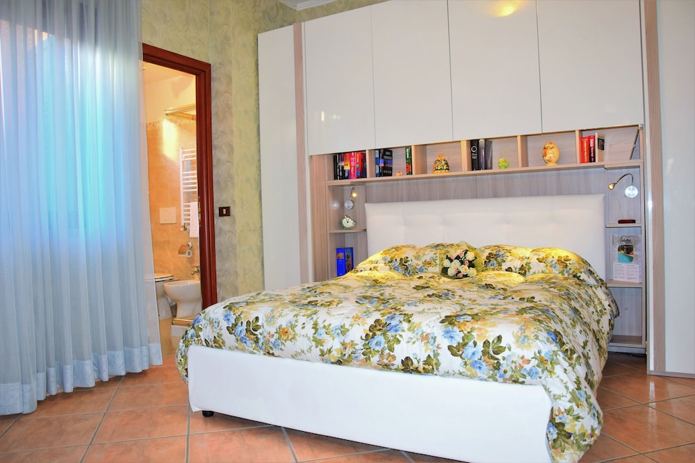 Comfort Double Room, 1 Bedroom, Private Bathroom photo 2