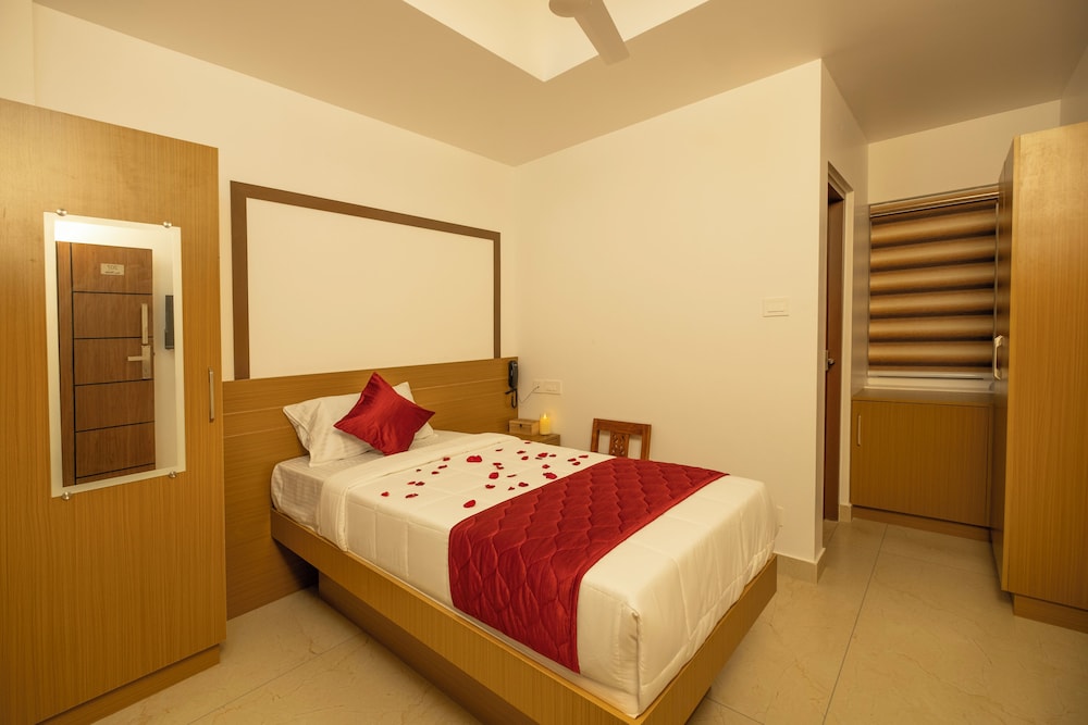 Basic Double Room, City View