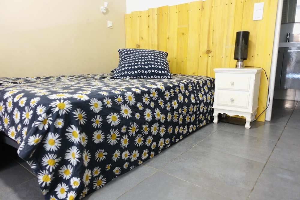 Basic Apartment, Ensuite photo 1