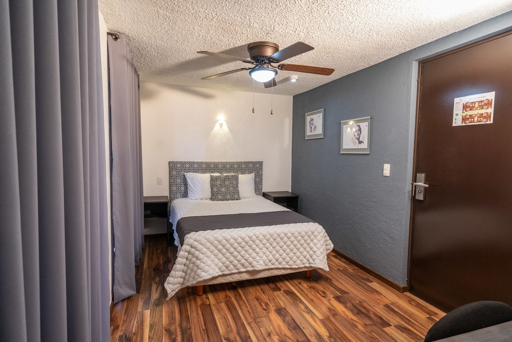 Economy Single Room, 1 Double Bed
