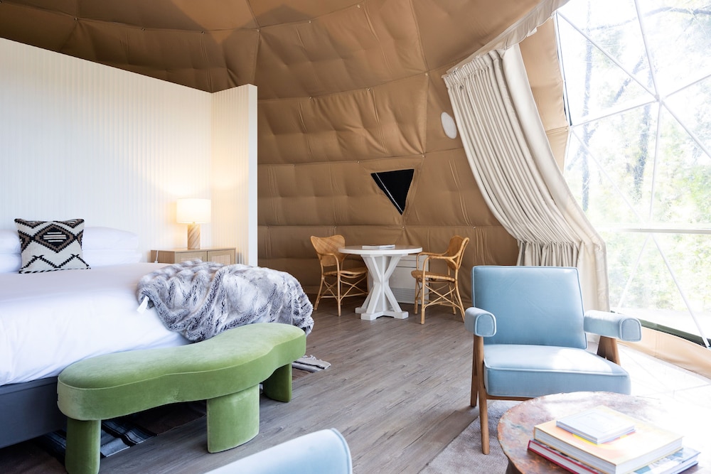 Exclusive Tent photo 3