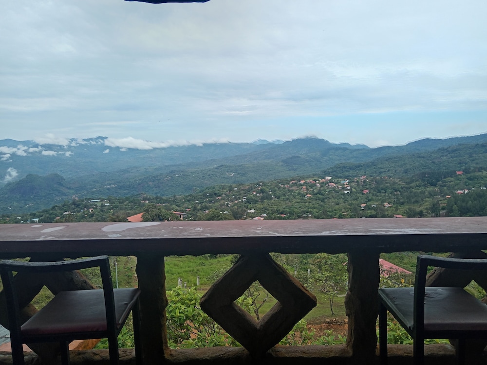Family Cottage, Balcony, Mountain View photo 2
