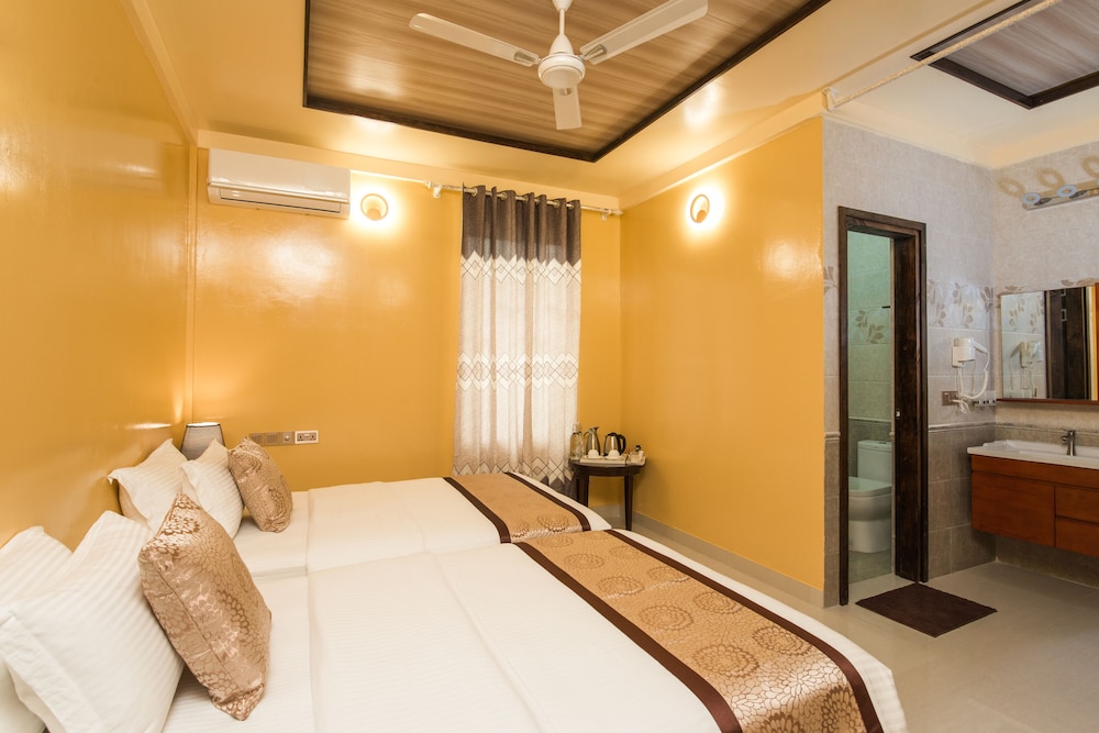 Standard Room photo 2