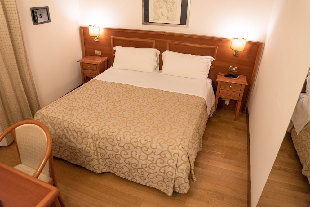 Basic Room - Photo 3