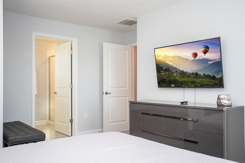 Luxurious 5 Bedroom w Pool Close to Disney 9017 Championsgateresort, 写真 28