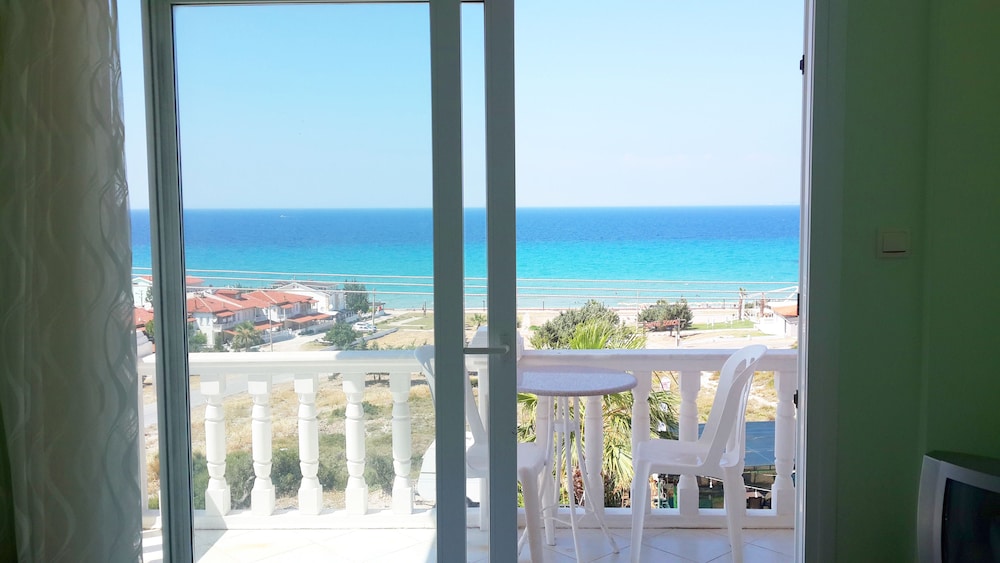 Deluxe Suite, Sea View photo 3