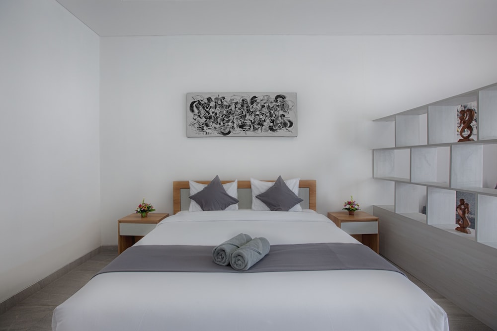 Deluxe Ground Floor - Photo 4