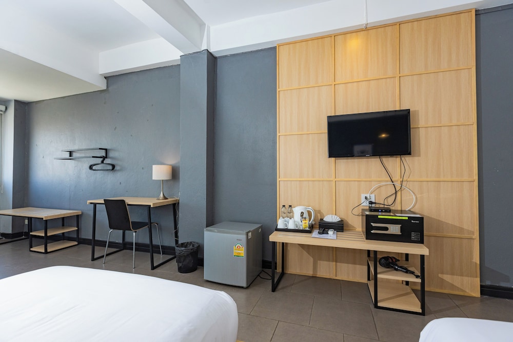 Deluxe Twin Room photo 3