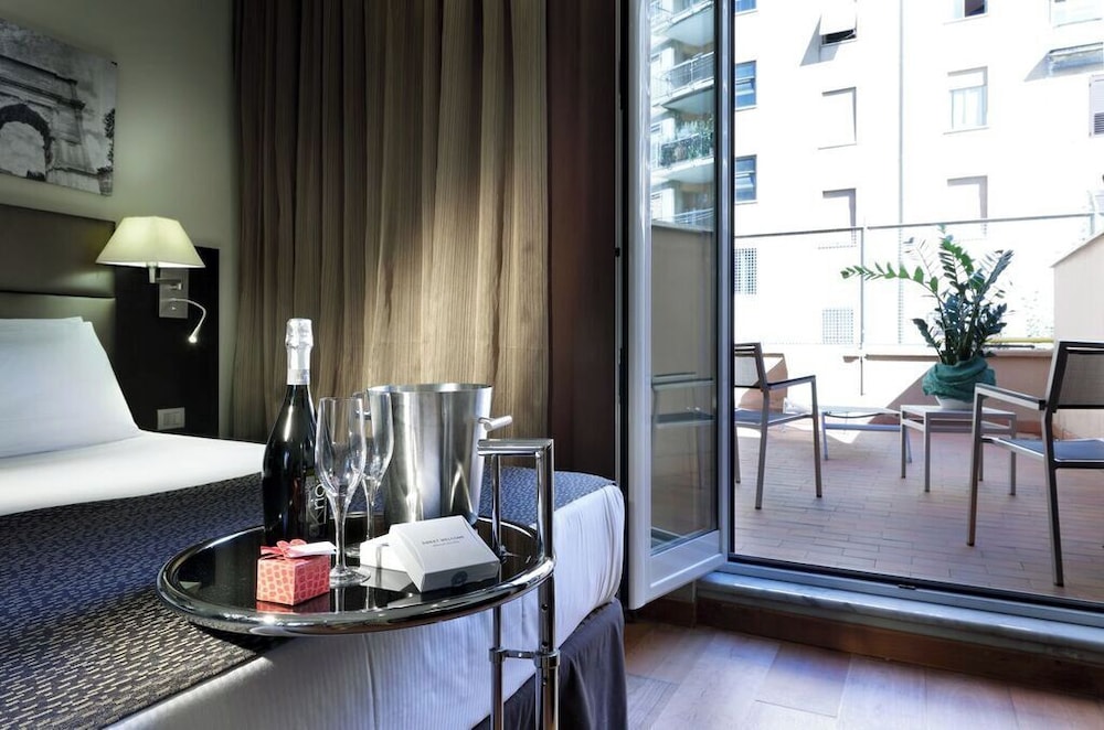Double or Twin Room, Terrace (Single Use)