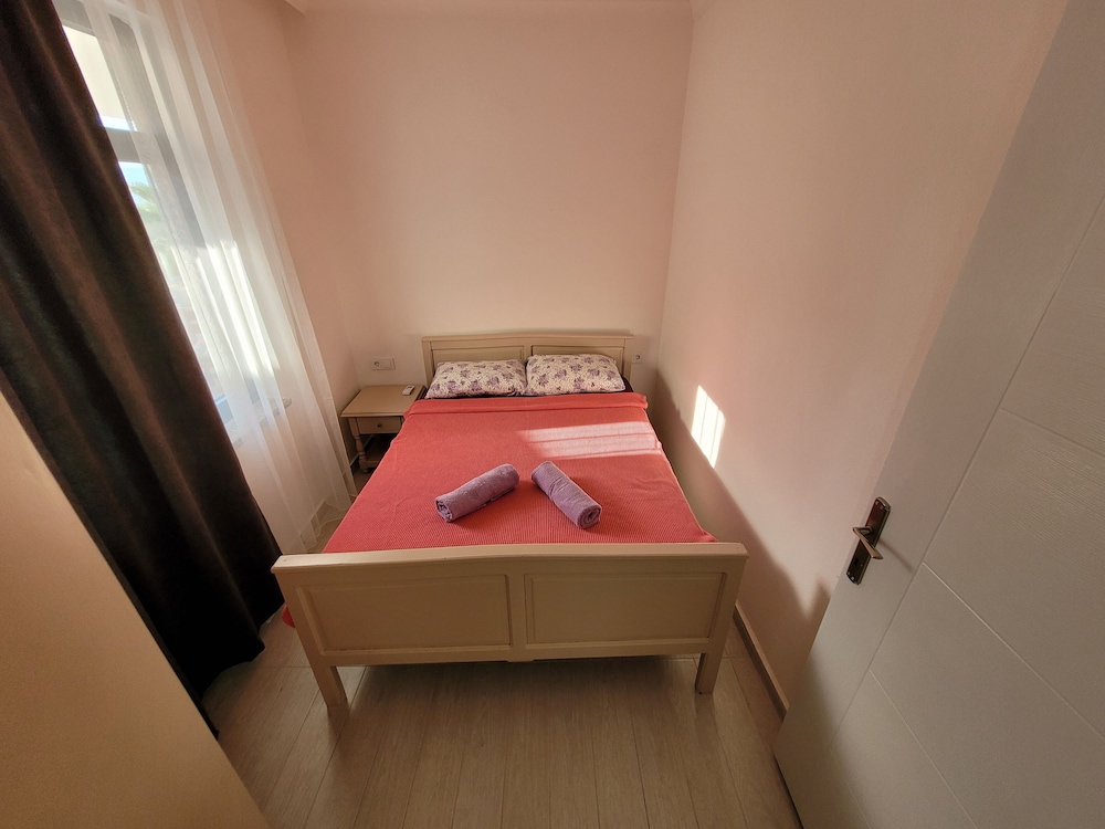 Classic Apartment - Photo 13