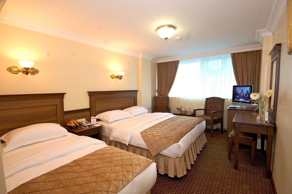 Standard Double or Twin Room photo 1