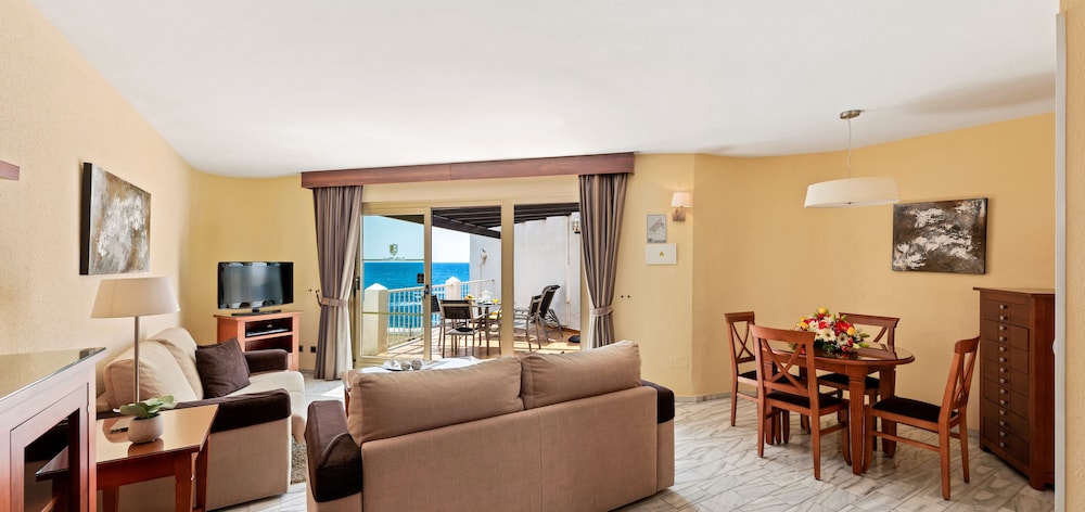 Apartamento Comfort, 2 habitaciones, terraza, vista a la playa