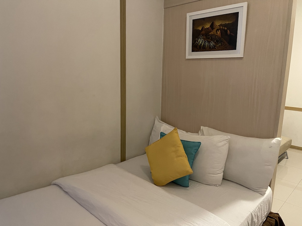 Honeymoon Condo, 1 Bedroom, City View, Annex Building photo 1