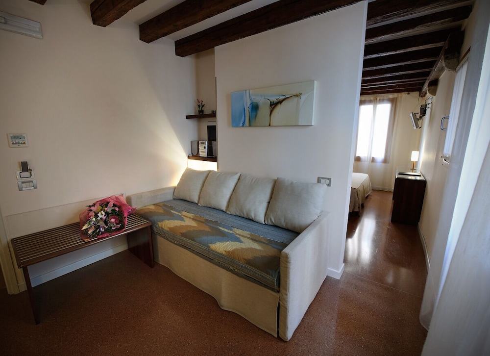 Deluxe Room photo 3