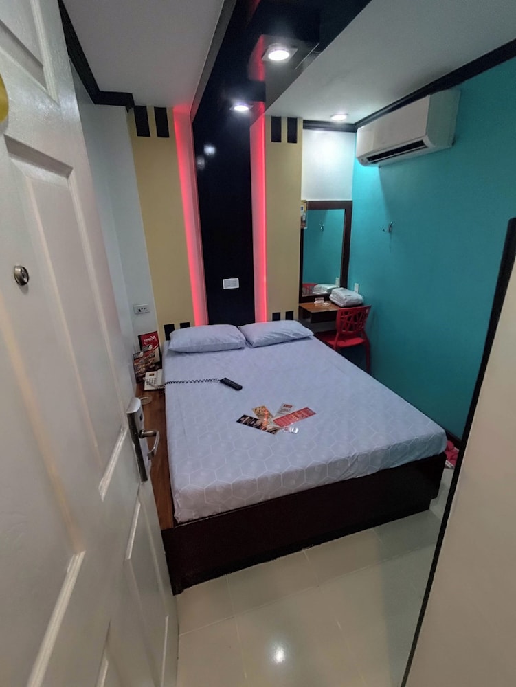 Econo Room - Photo 4