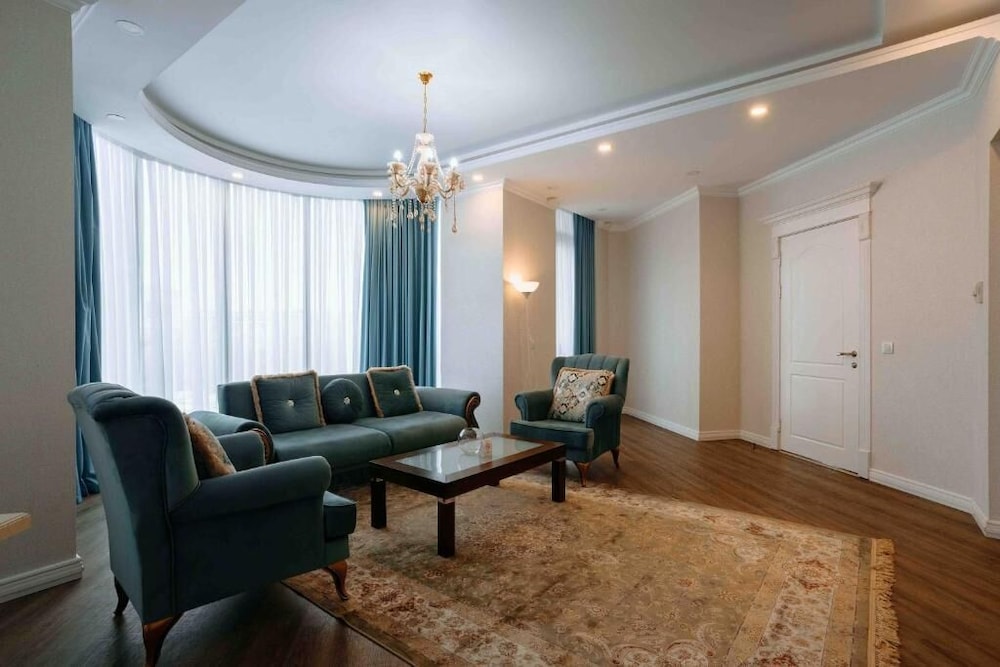 Suite, 1 King Bed, Non Smoking (Vip Suite) - Photo 5