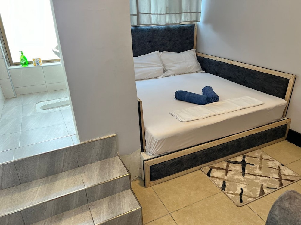 Classic Double Room, City View