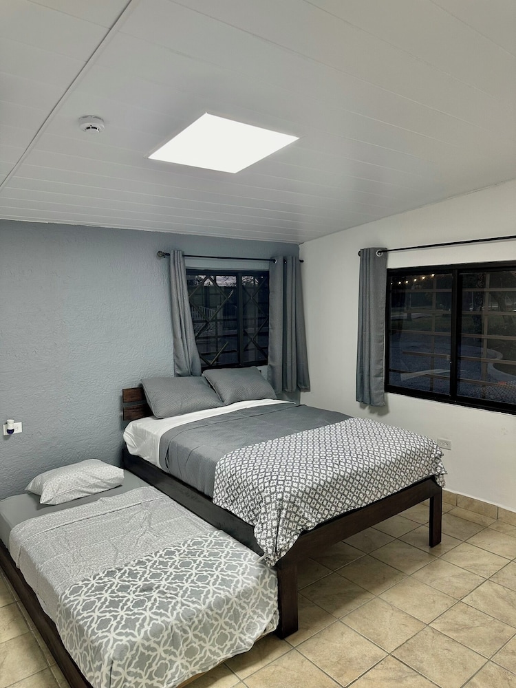 Triple Room, Private Bathroom photo 1