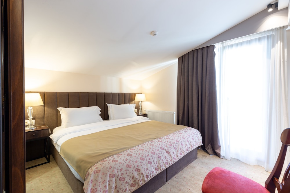 Family Quadruple Room, Multiple Beds, Non Smoking, Garden View photo 2