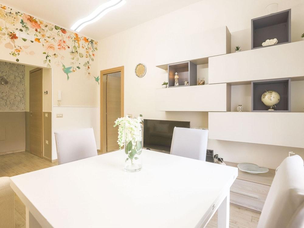 Apartment photo 3