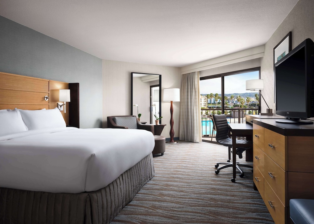 Superior Room, 2 Queen Beds, Ocean View - Photo 3
