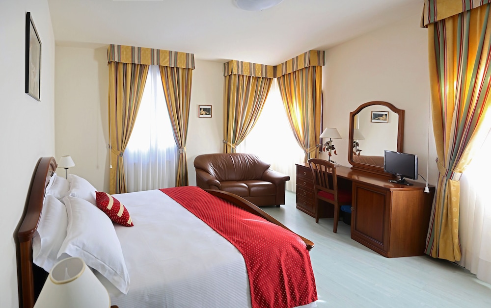 Superior Double Room, Non Smoking photo 2