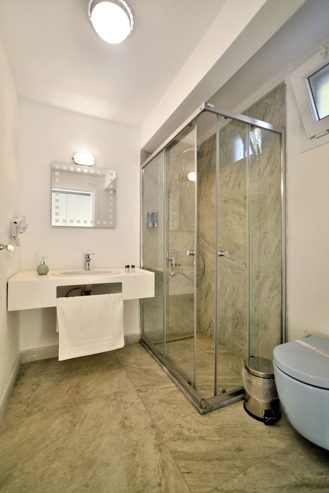 Deluxe Double Room, Sea View - Photo 3