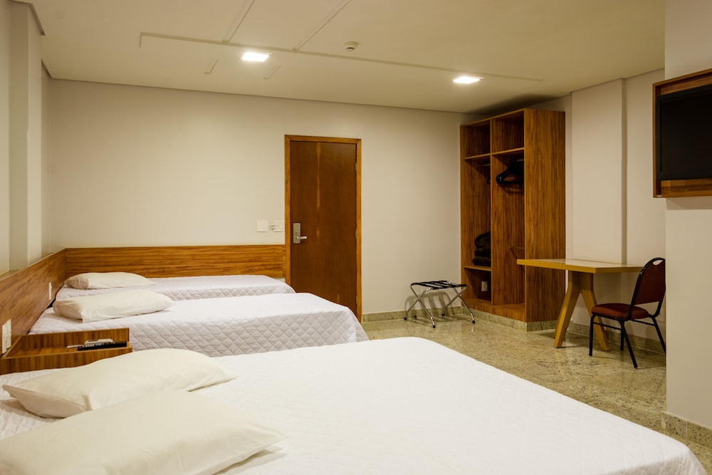 Luxury Quadruple Room, Multiple Beds photo 3