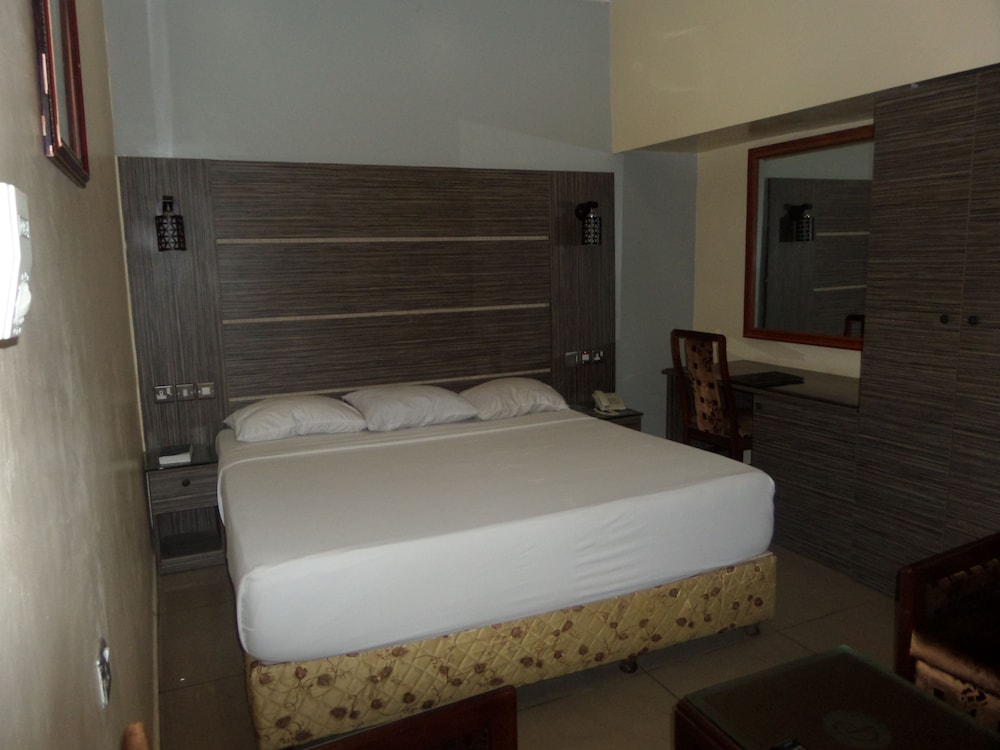 Executive Room, 1 Bedroom, City View