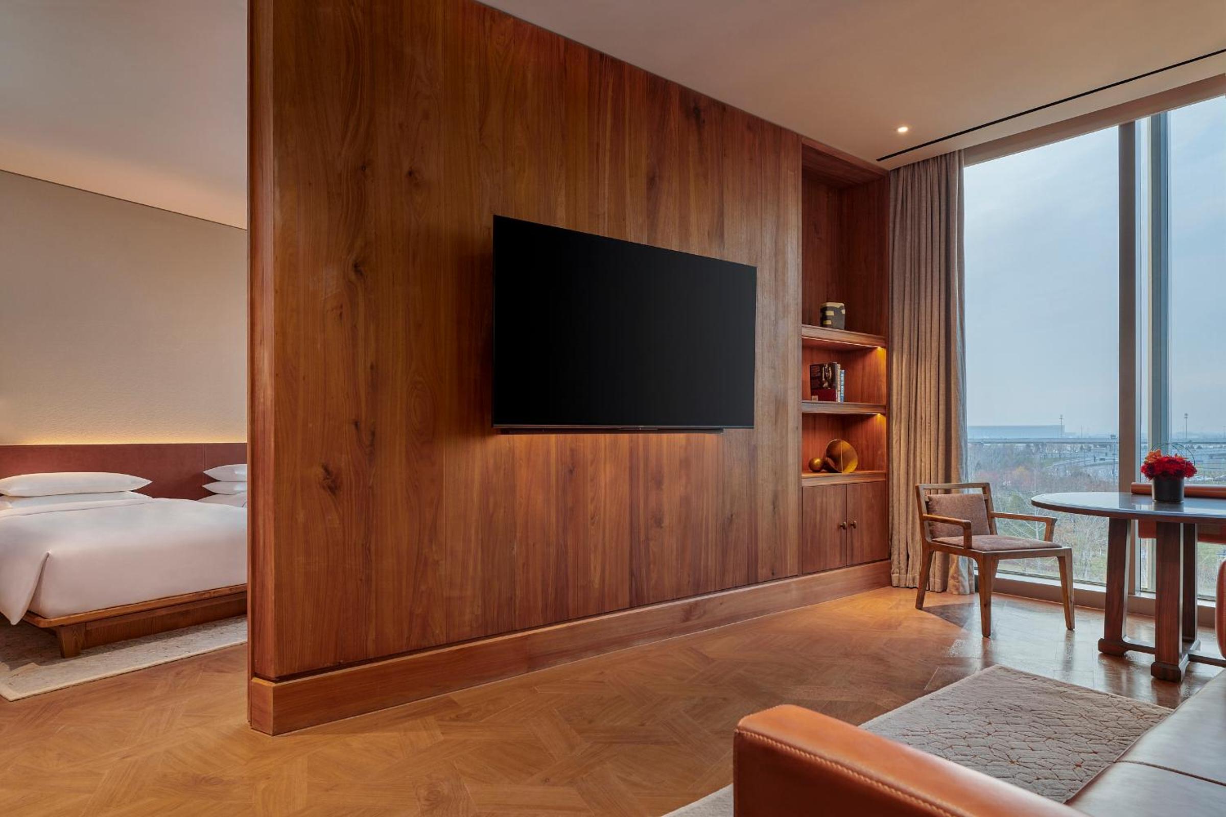 Standard Double Suite