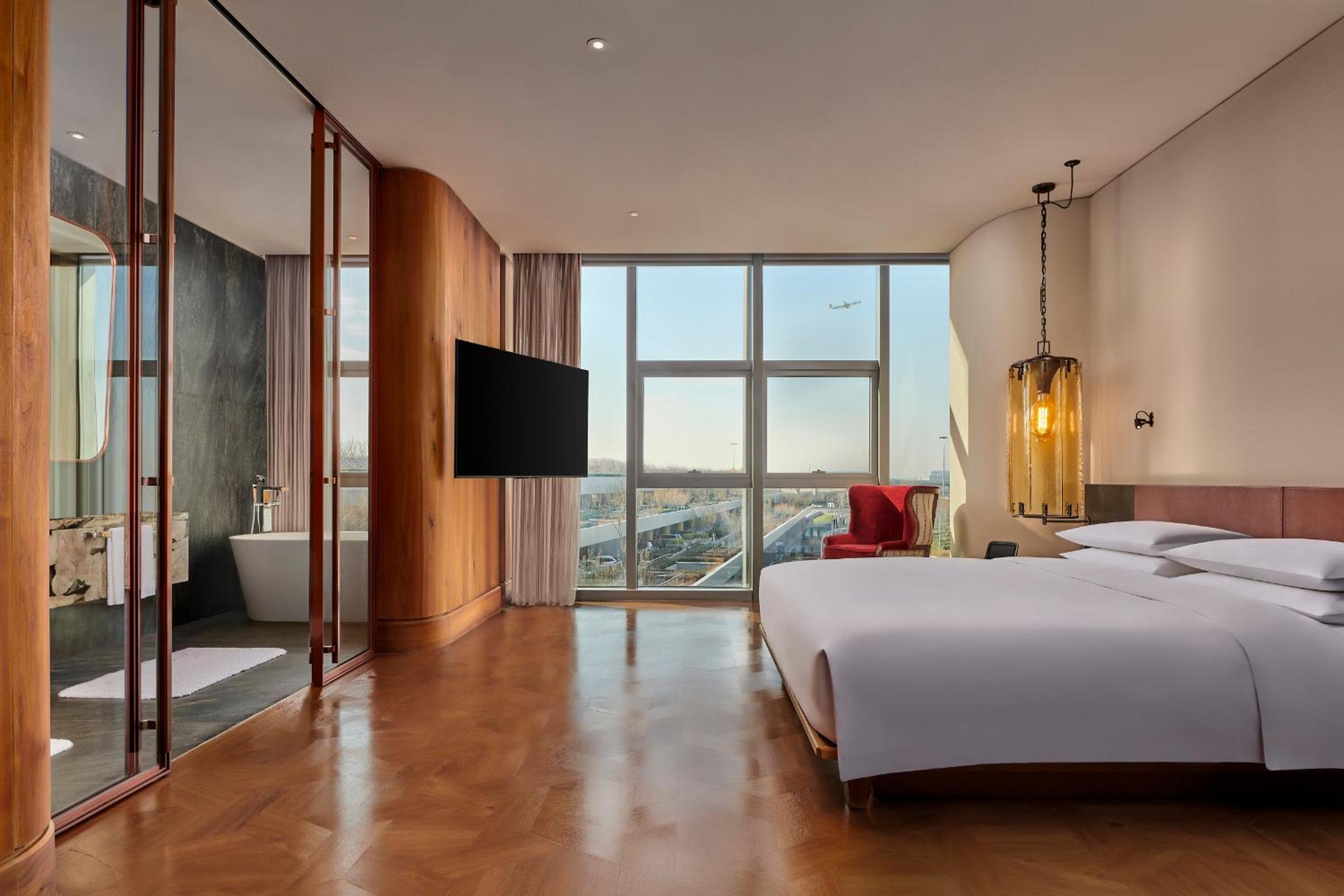 Deluxe Junior Suite