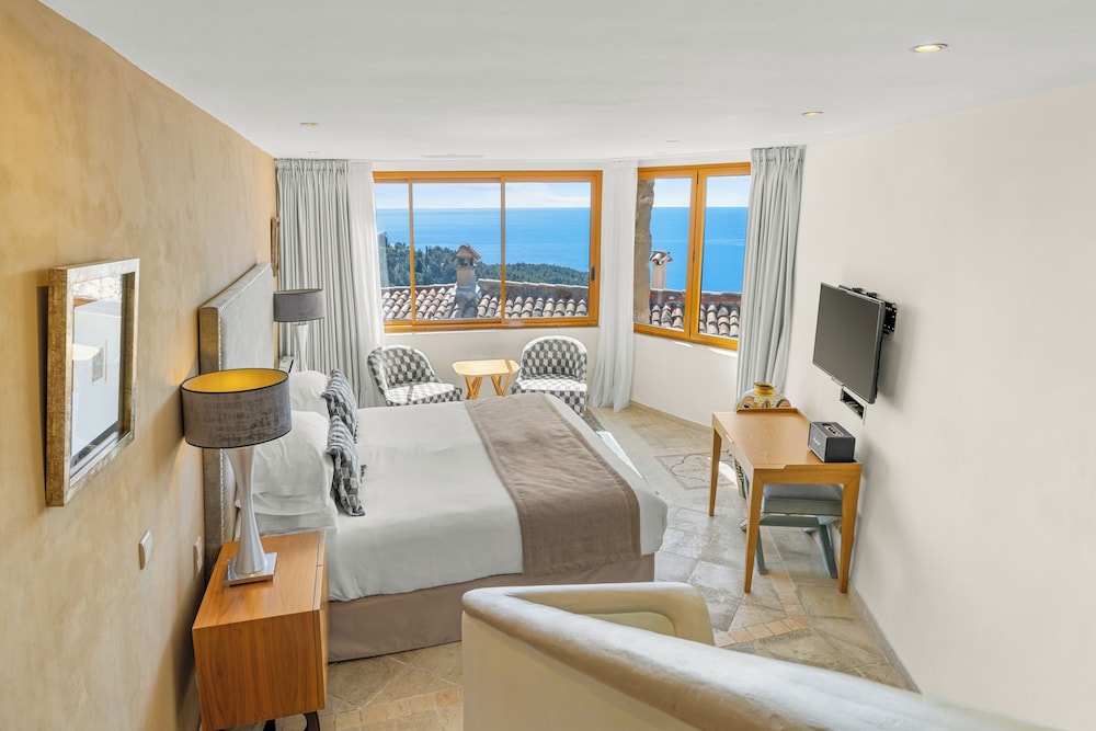 Superior Double Room, Partial Sea View photo 2