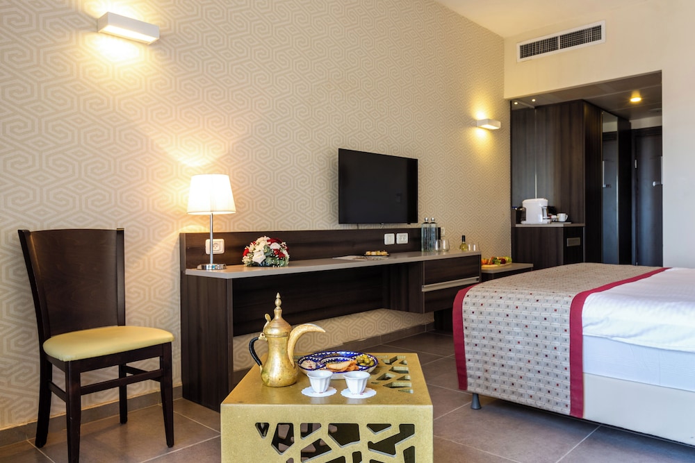 Deluxe Room, Balcony photo 3