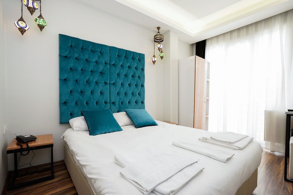 Deluxe Double Room photo 2