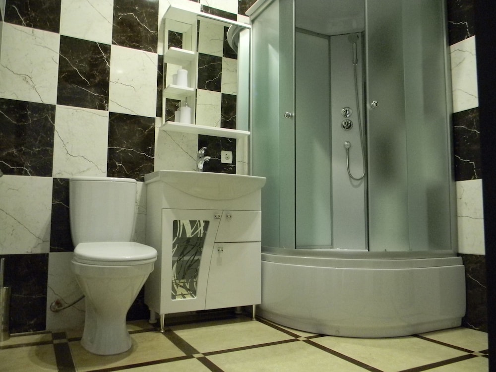 Twin Room, Private Bathroom photo 2
