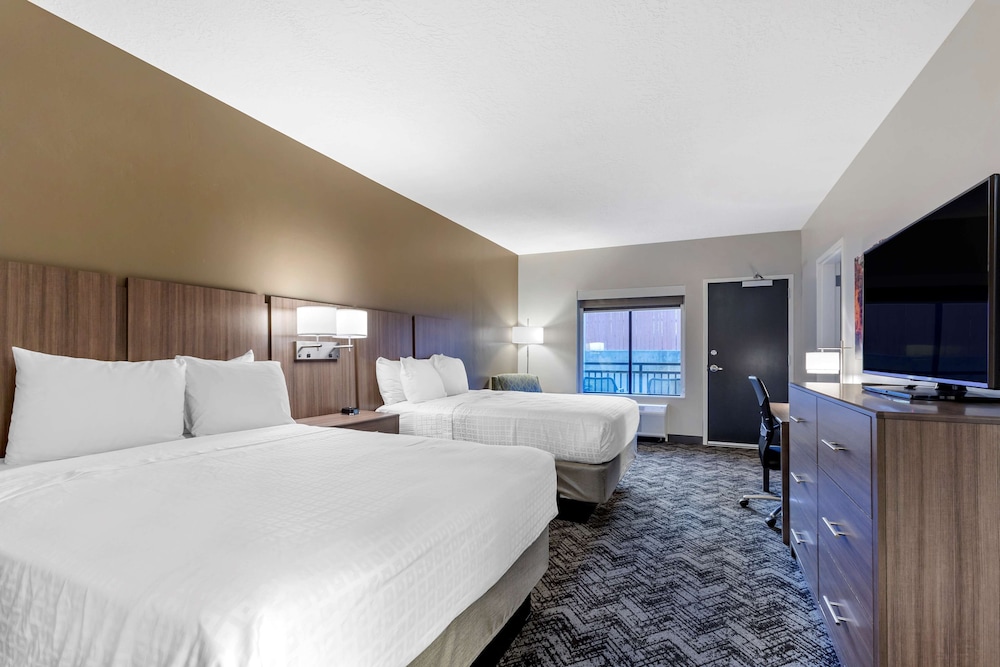 Standard Room, 2 Queen Beds, Accessible, Patio photo 3