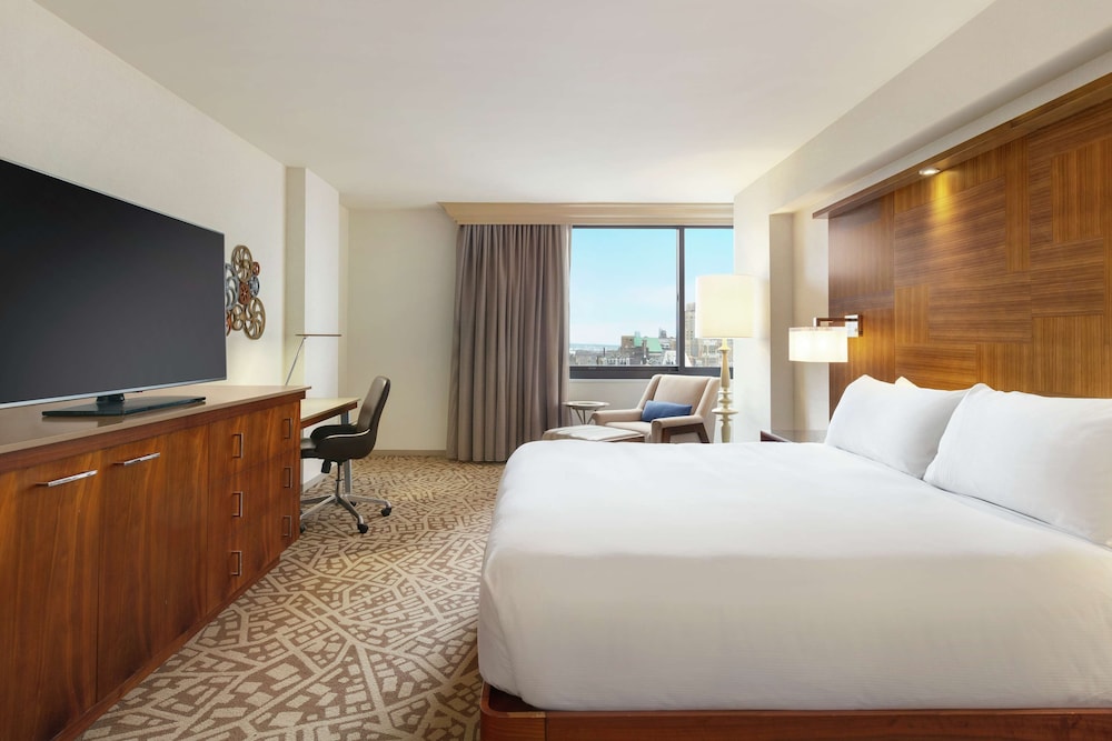 Deluxe Room, 1 King Bed (Empire State View)