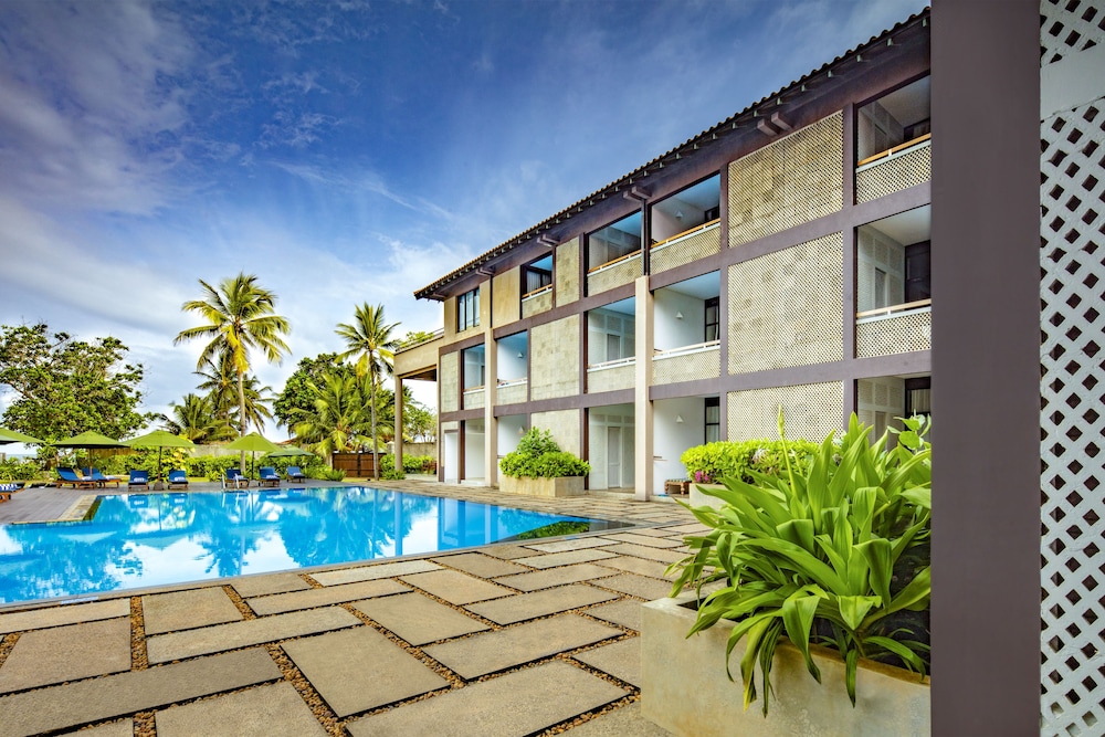 Deluxe Pool Terrace