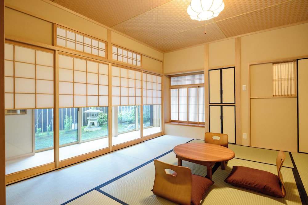 Luxury Room