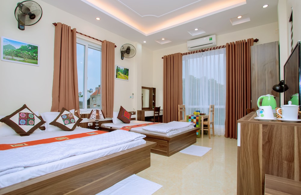 Superior Twin Room, Balcony, City View photo 1