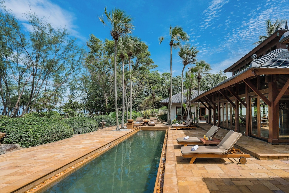 Royal Villa, 2 Bedrooms, Oceanfront - Photo 11