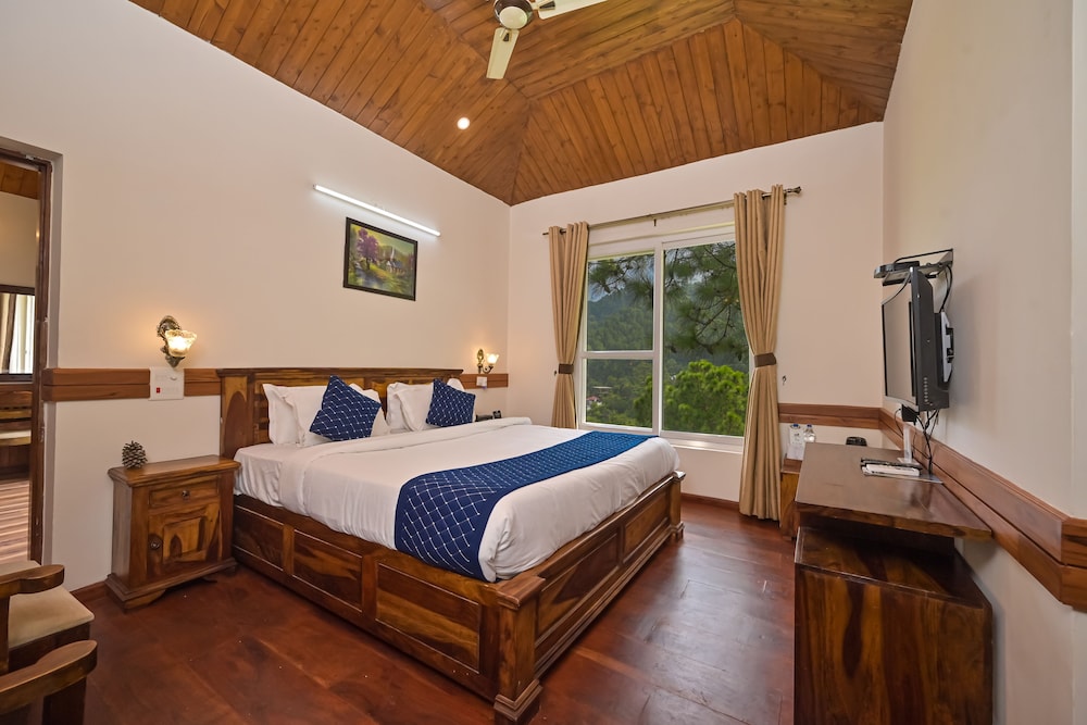 Royal Suite, 2 Bedrooms, Balcony, Garden Area photo 2