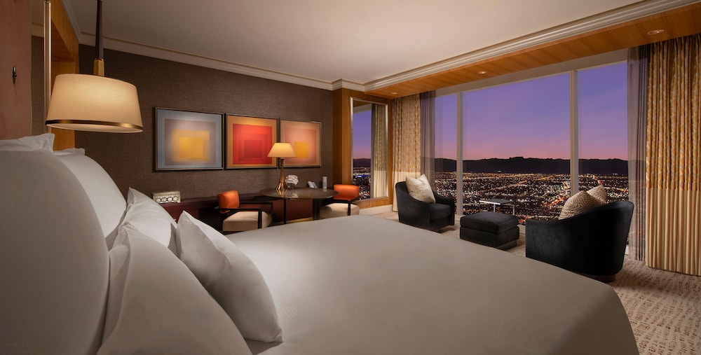 Wynn Panoramic View King
