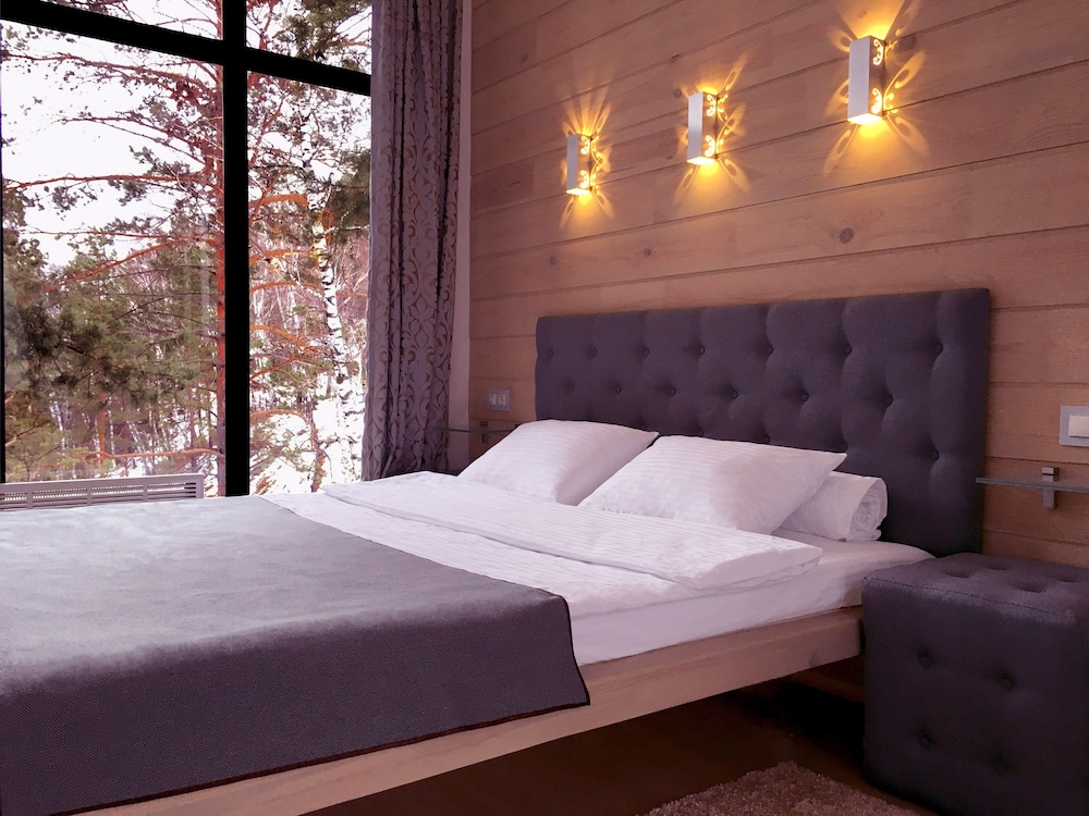 Winter Cottage, Terrace