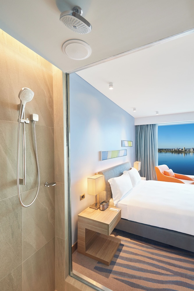 Room, River View (Panoramic)