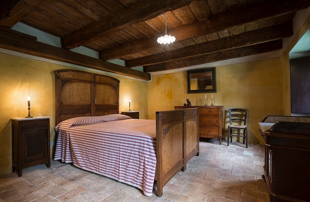 Apartment, 2 Bedrooms ( 2 )
