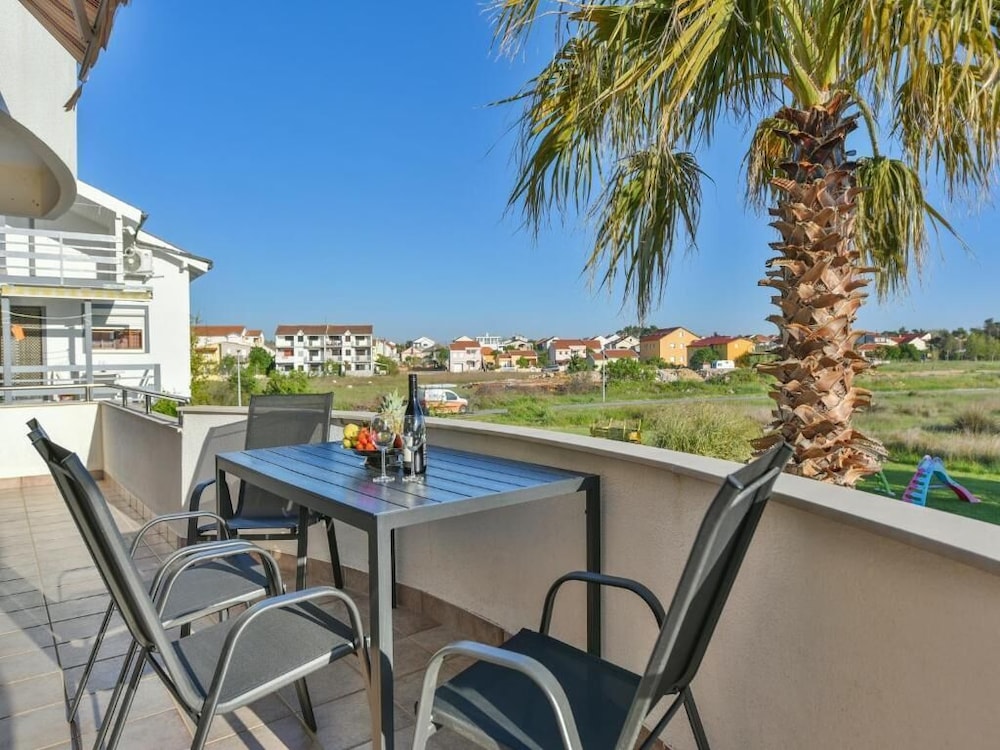 Comfort Villa, Pool View photo 1